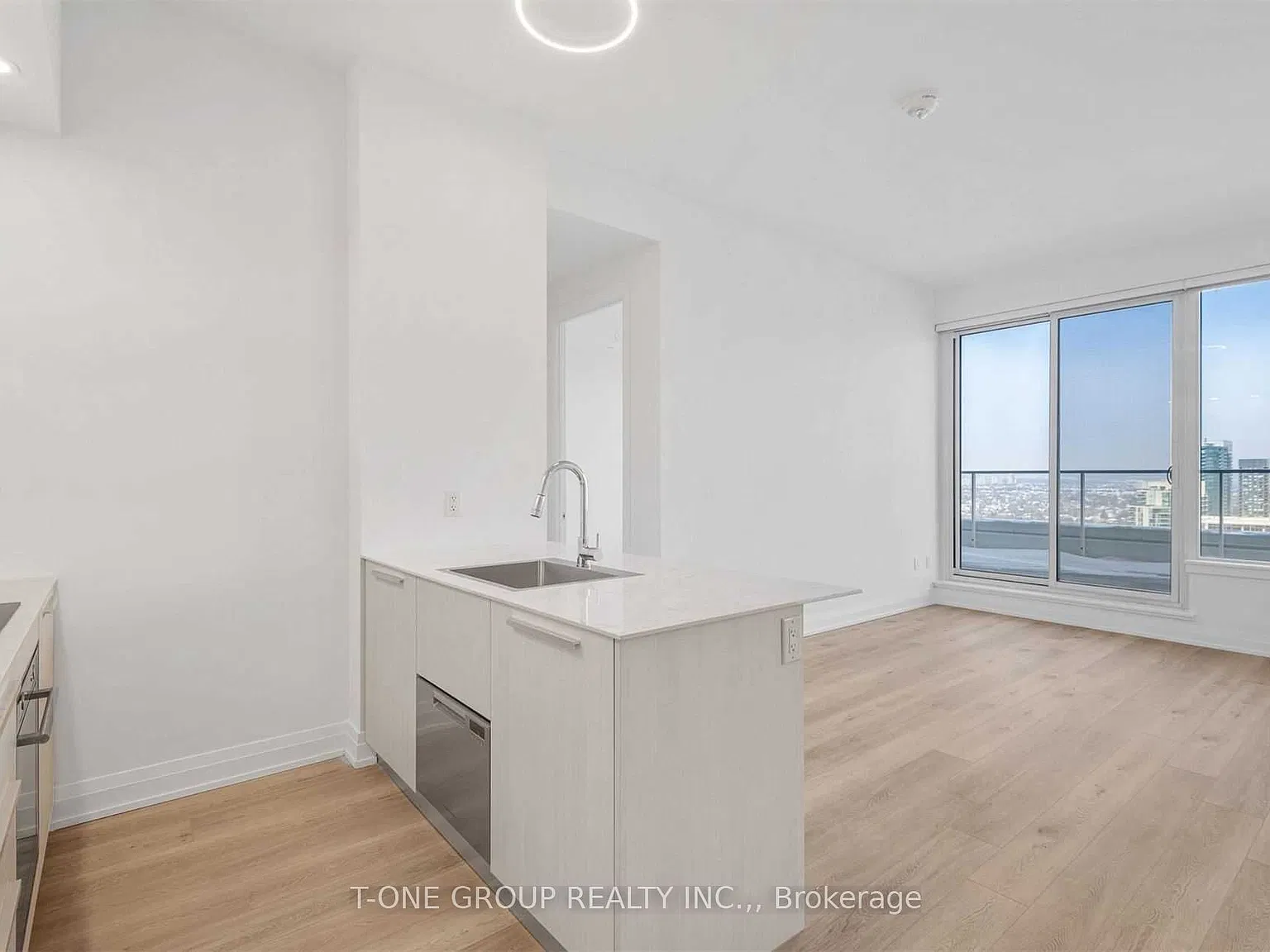 2 bed, $2,900 — Photo 3