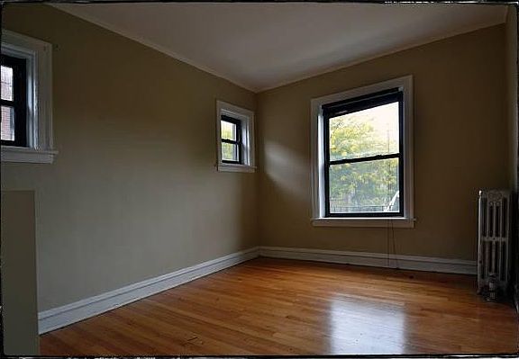 4th image of 1431 W Carmen Ave APT 2A