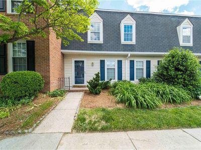 3920 E Valley Ct UNIT B, Winston Salem, NC, 27106