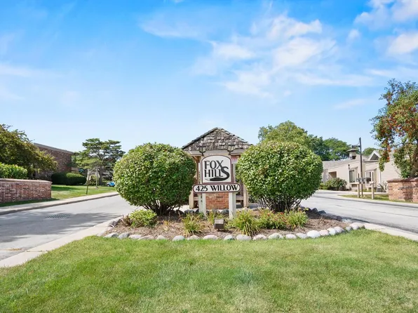 425 West Willow COURT #101, Fox Point, WI 53217