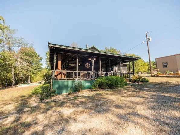 748 County Road 1350, Linden, TX 75563