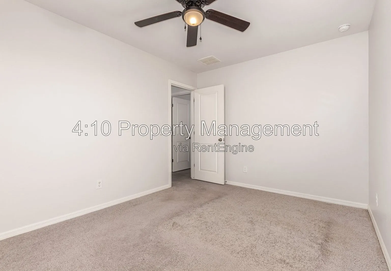 5 bed, 3.0 bath, 2217 sqft, $2,250 — Photo 2