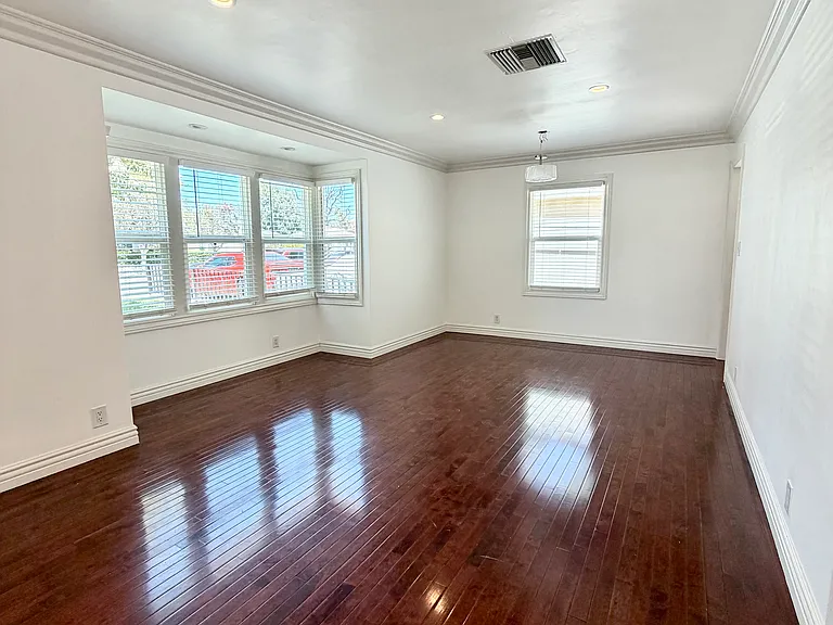 14354 Hatteras St — Photo 3