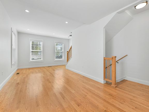 5th image of 30 River St