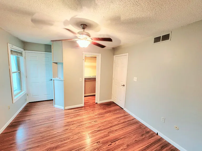 7556 Gordon Cir — Photo 11