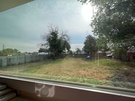 5th image of 5758 N Dixie Blvd