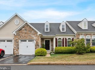 112 Caspian Ln, Norristown, PA 19403