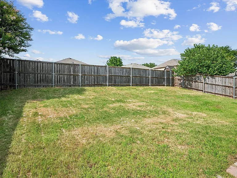 8701 Sagebrush Trl — Photo 14