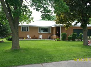 223 Balsam St SE, New Albin, IA 52160