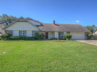 5804 E 97th St S, Tulsa, OK 74137