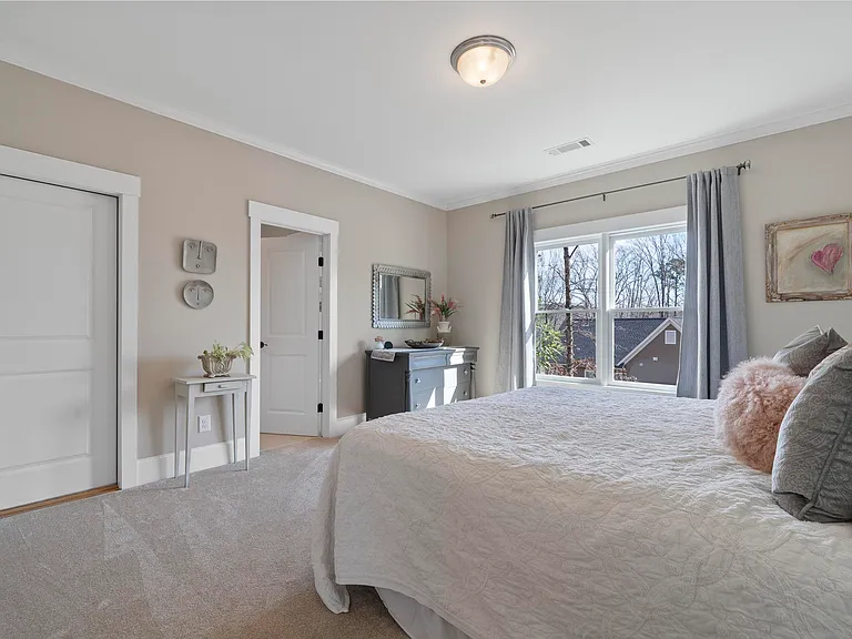 1020 Turnberry Cir — Photo 47