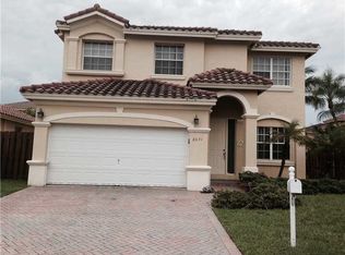 2031 NW 99th Ave, Pembroke Pines, FL 33024
