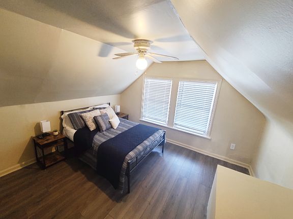 3rd image of 3333 E 125th St Floor 3