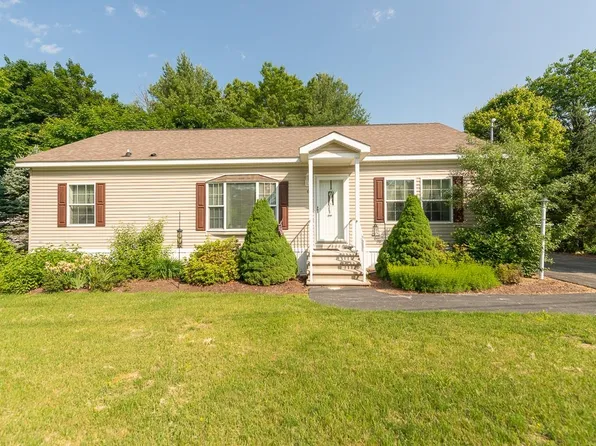 6 Mapleshade Drive, Nashua, NH 03062