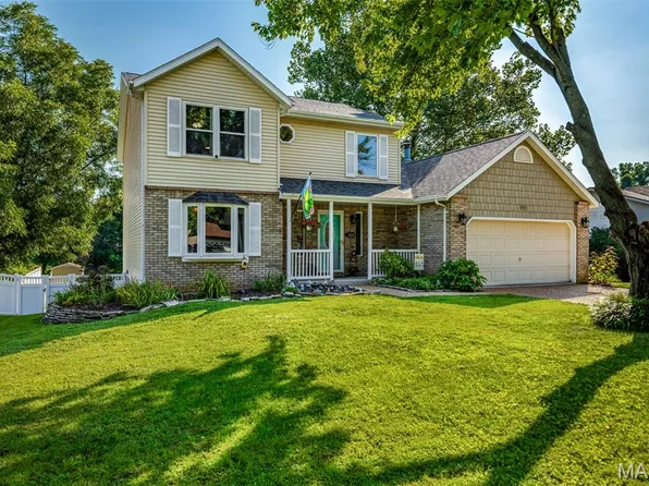 972 Lakewood Ct, Troy, IL 62294