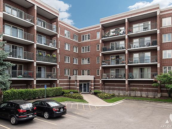 2nd image of 6401 W Berteau Ave #8-311