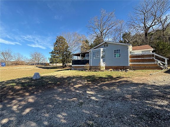 4th image of 12724 Rockford Cir