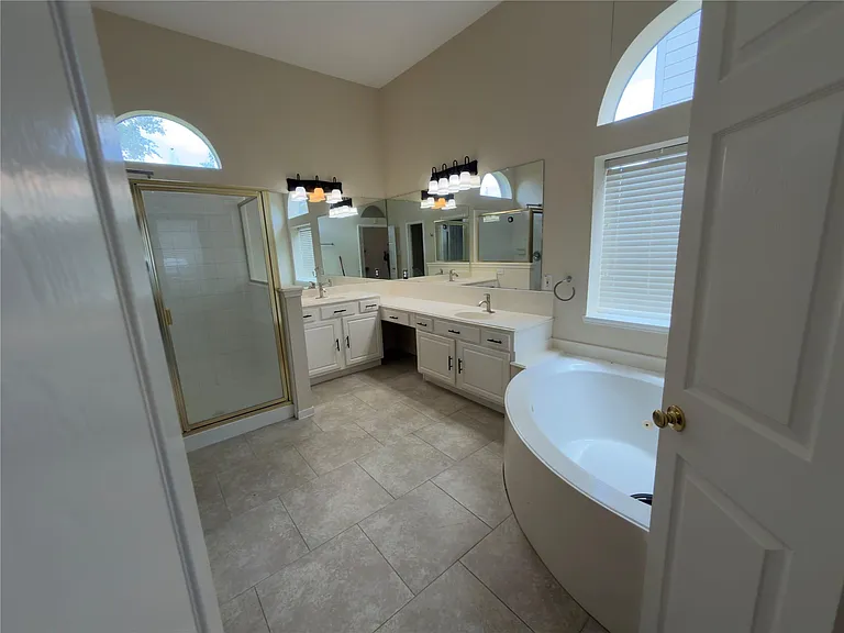 4110 Royal Plantation Ln — Photo 18