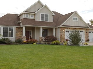 5913 Embassy St, Kalamazoo, MI 49009