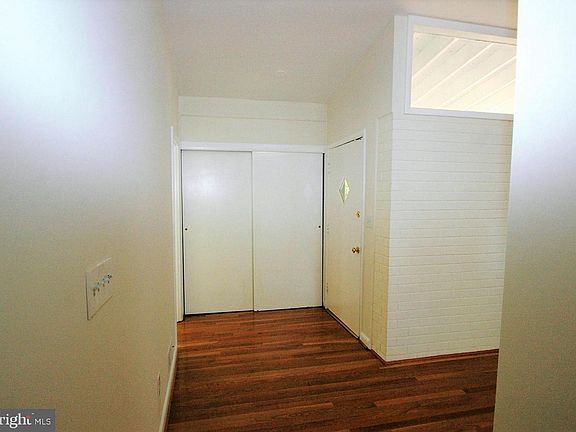 3rd image of 3320 Prince Charles Ct