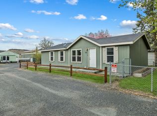 715 S Main St, Prineville, OR 97754