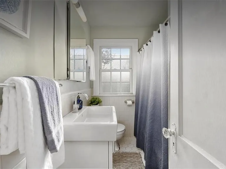 1412 Woodrow Ave — Photo 17