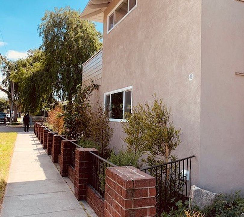 1st image of 2677 E Jefferson St #8393173