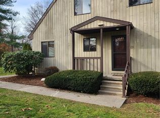 39 Sherman Ln #C6, Hamden, CT 06514