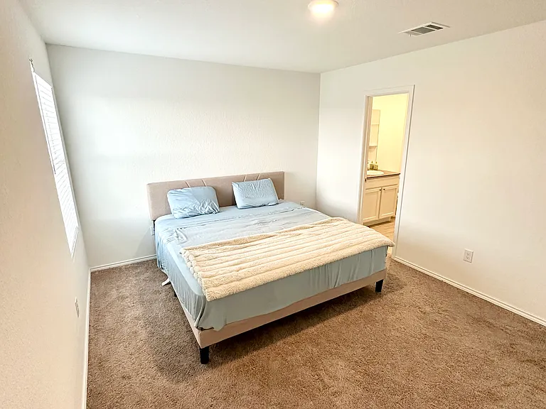 1713 Knoll Rdg — Photo 8