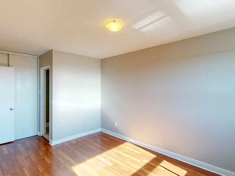 335 Cooper St — Photo 39