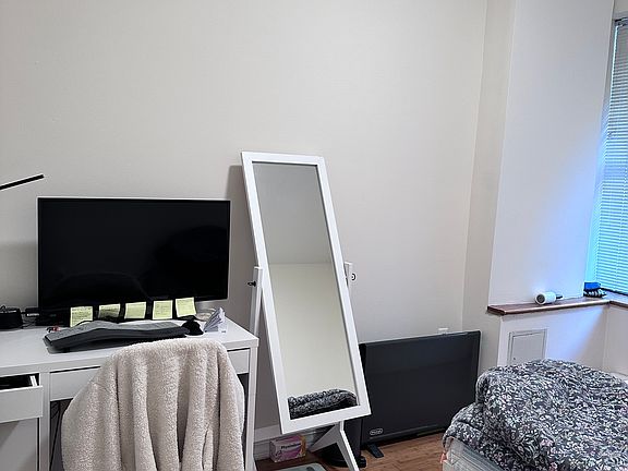 2nd image of 216 W 100th St APT 218