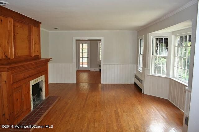 2nd image of 9 Edgewood Rd