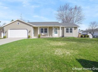 3985 Brookfield Dr, Hudsonville, MI 49426