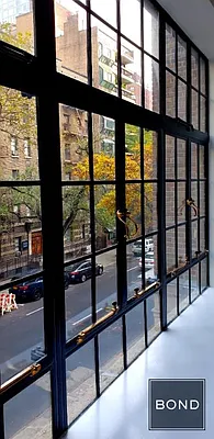 Sold by Bond New York | media 4