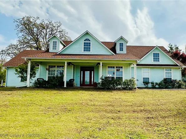 2900 N J T Stites St, Sallisaw, OK 74955