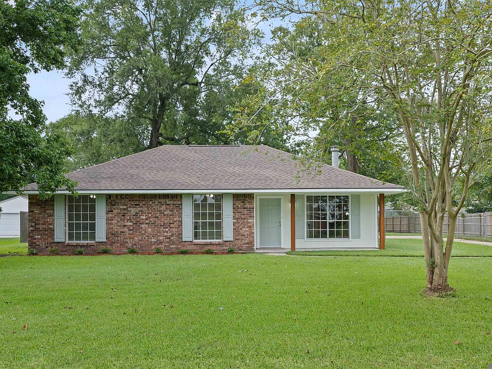 1st image of 40226 Alise Ave