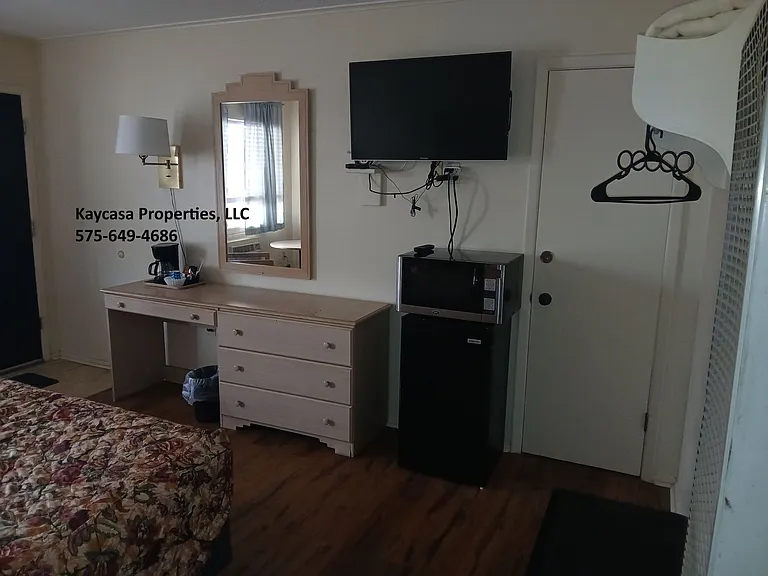 2146 W Picacho Ave — Photo 3