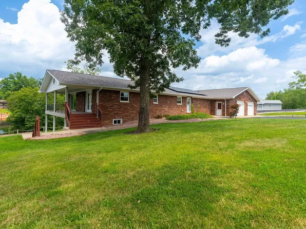622 Dongola Ct, Creal Springs, IL 62922