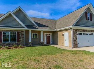 4715 W McIntosh Rd, Griffin, GA 30223