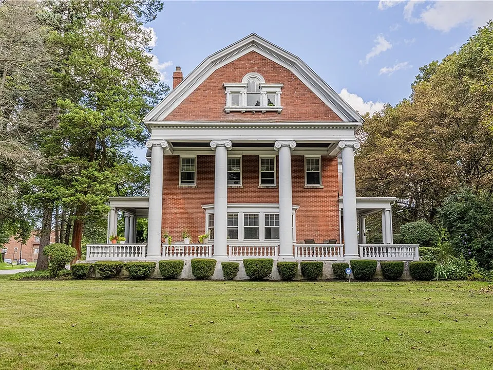 1340 East Ave
