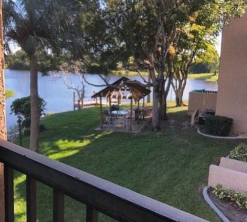 4th image of 2065 W Lakeview Blvd #3