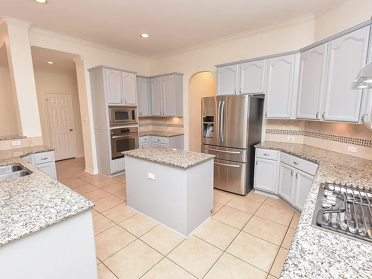 21010 Kelliwood Park Ln — Photo 14