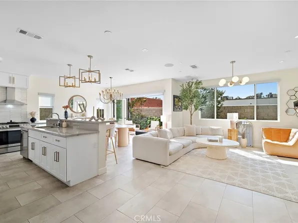 2573 Elden Ave #D, Costa Mesa, CA 92627