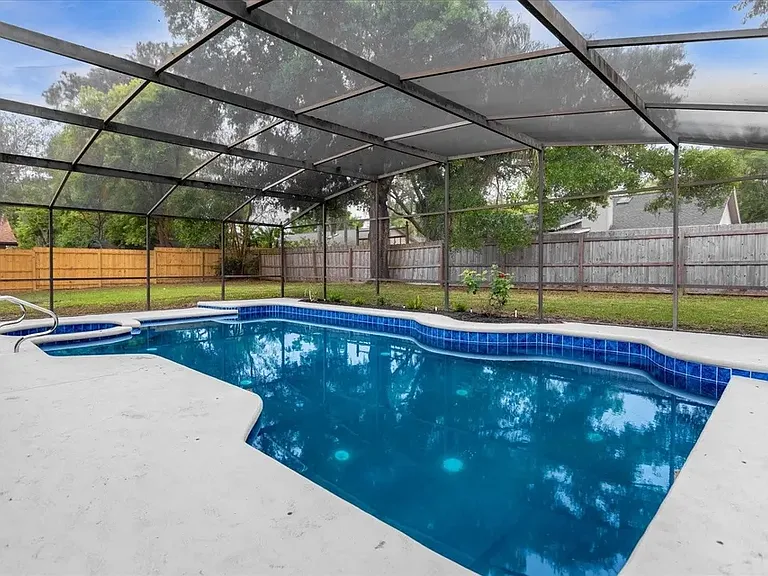 3536 Premier Dr — Photo 2