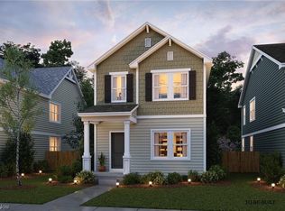 406 Douglas St, Akron, OH 44307