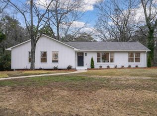 2529 Altadena Forest Cir, Vestavia, AL 35243