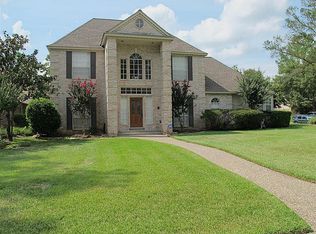 136 Golden Shadow Cir, Spring, TX 77381