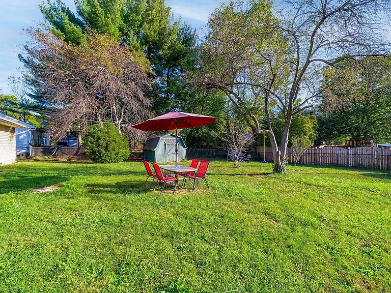 186 Stygler Rd N — Photo 35