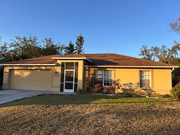 5th image of 2932 Carmela Ave