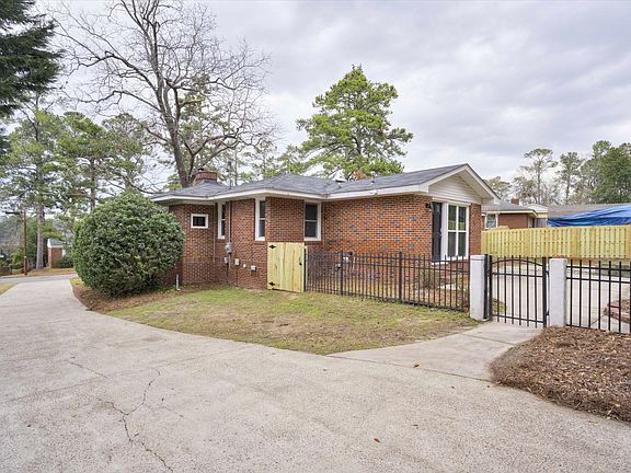 Back view from driveway